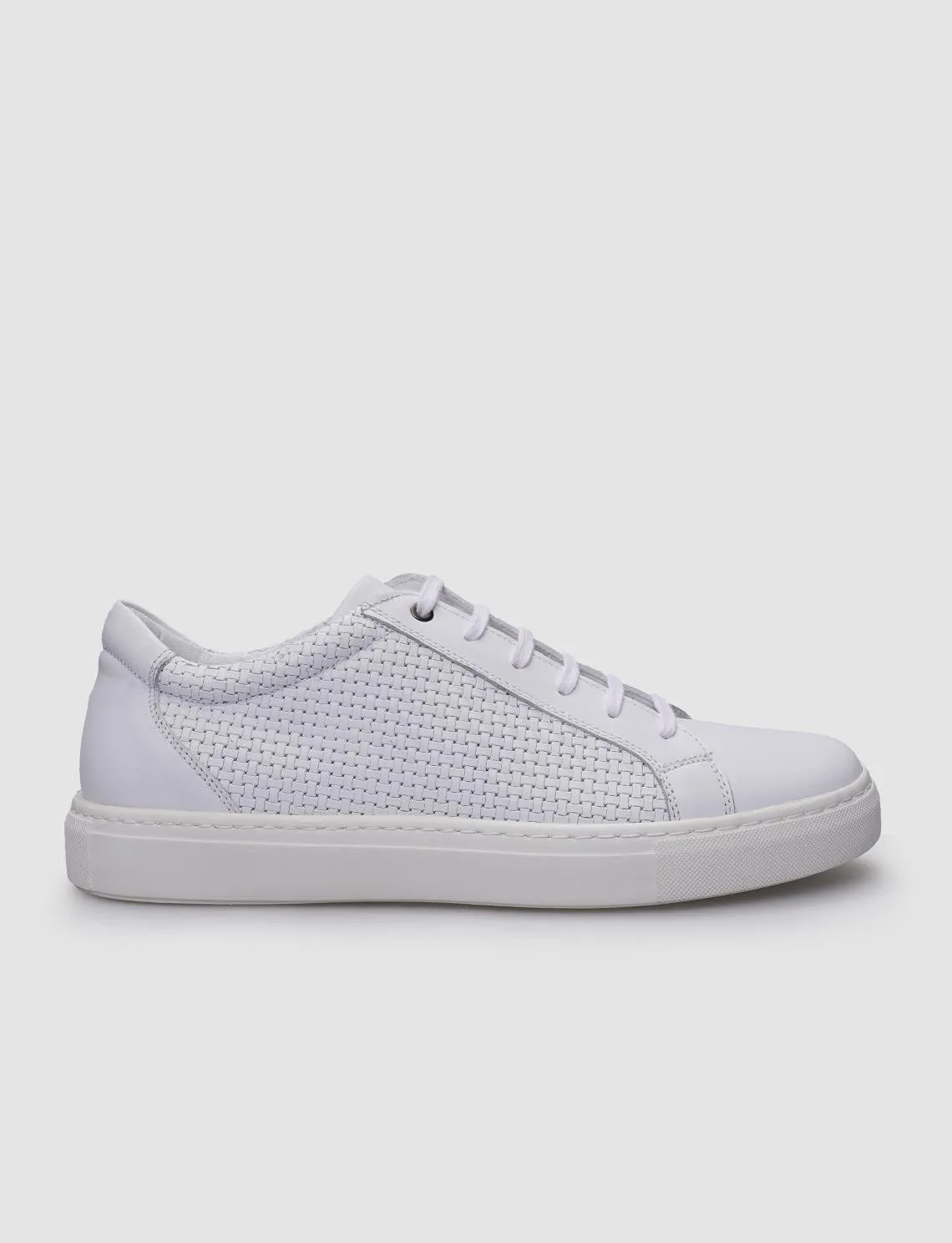 100% Genuine Leather White Lace-Up Patterned Men's Sneaker-4563