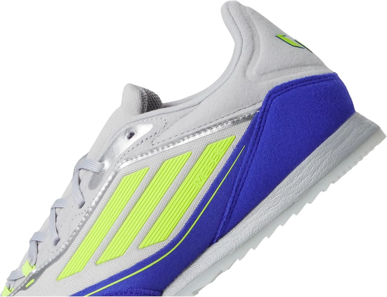 adidas Unisex-Adult F50 Freestyle Messi Indoor Sneaker