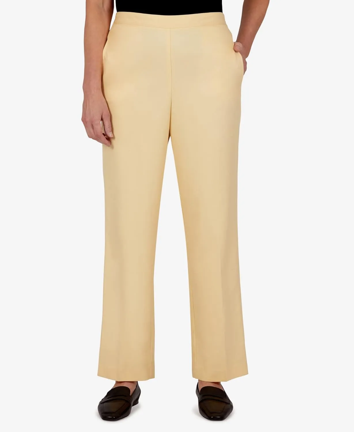 Alfred Dunner Women's Microfiber Regular Fit Short Length Pant