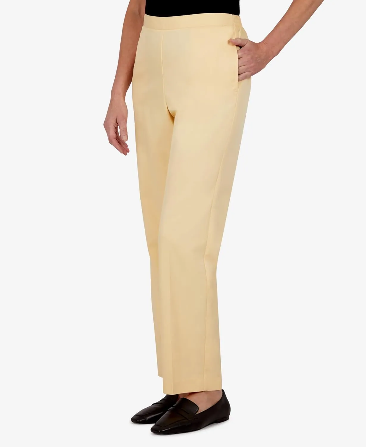 Alfred Dunner Women's Microfiber Regular Fit Short Length Pant