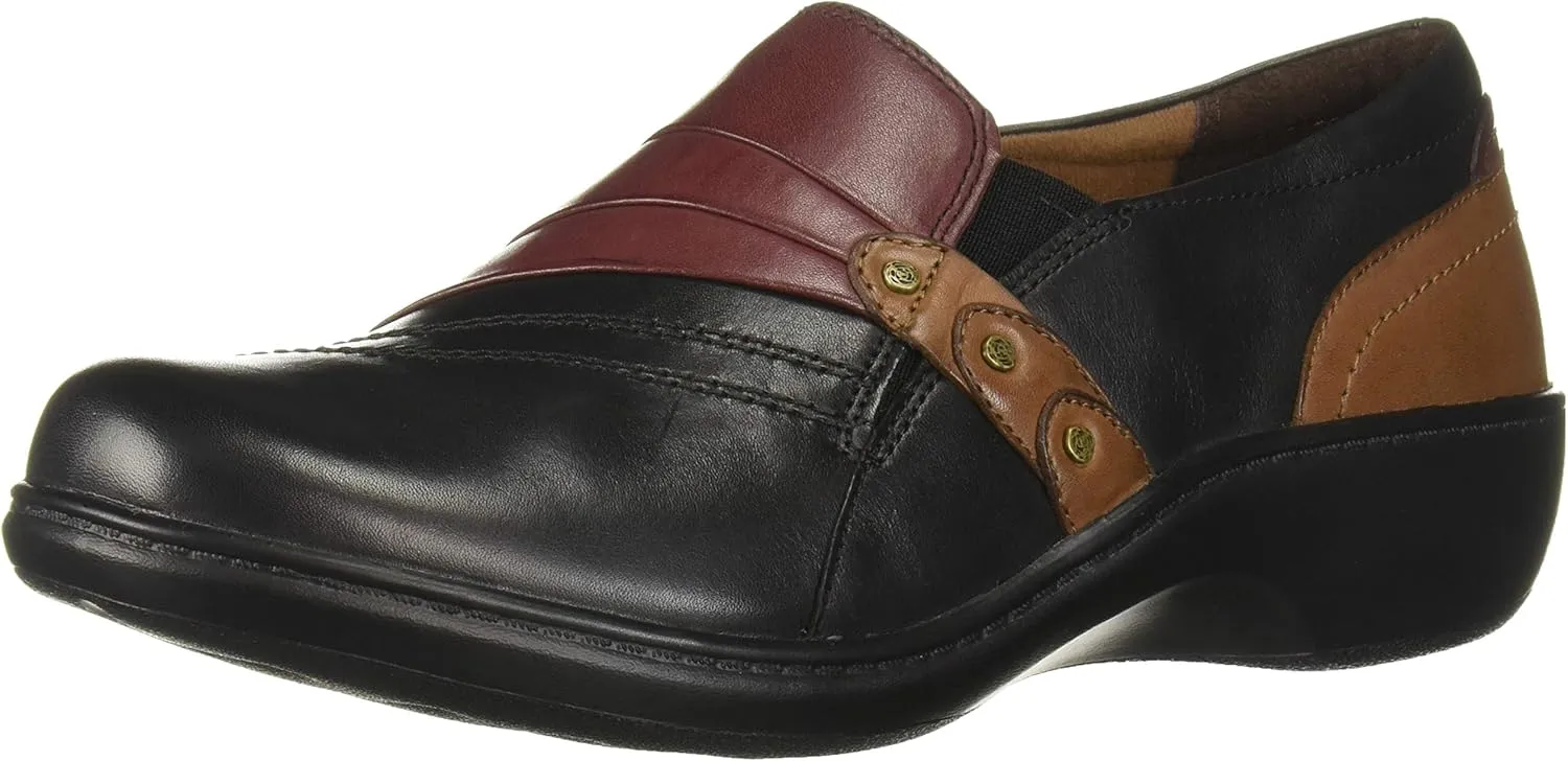 Aravon Women's Danielle-AR Flat