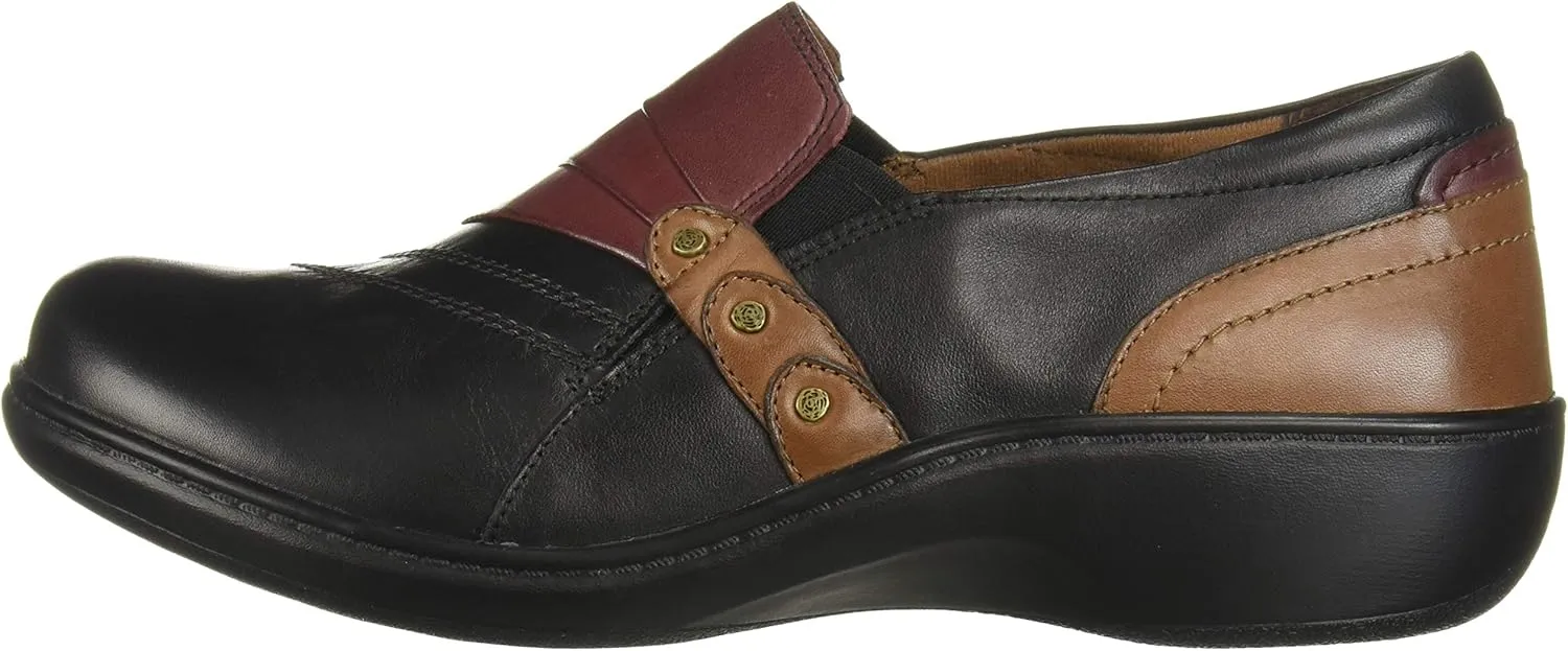 Aravon Women's Danielle-AR Flat