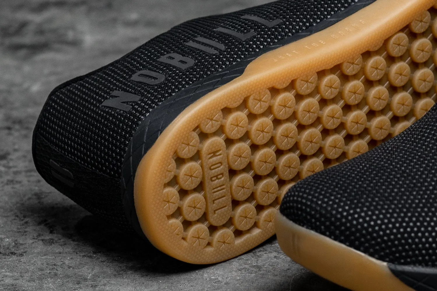 BLACK GUM TRAINER (WOMEN'S)