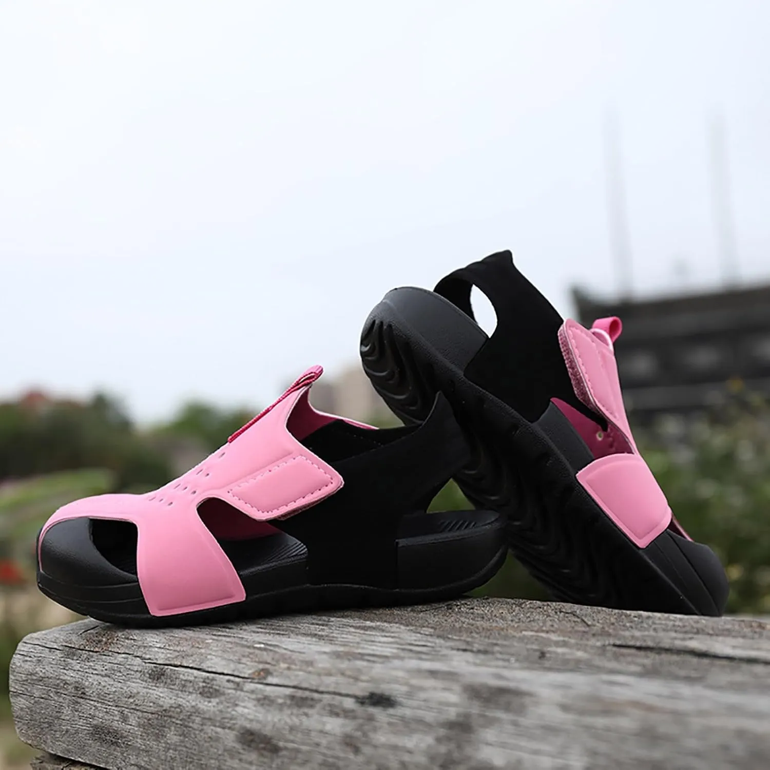 Boys Girls Sneakers Toddler Water Shoes Barefoot Water Shoes for Kids Baby Wide Socks with Arch Support Breathable Boys Girls Sandals Walking for Beach Swim Pool
