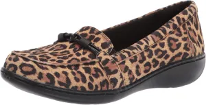 Clarks Women's Ashland Ballot Leather-9W Loafer