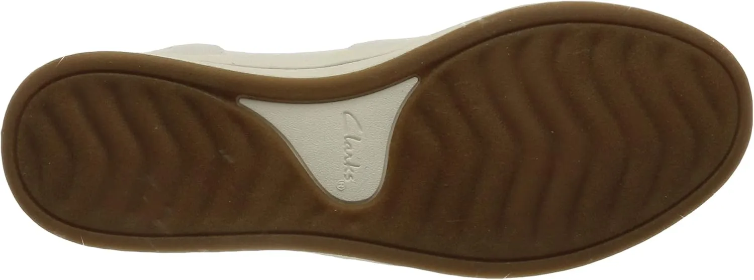 Clarks Women's Flat Sneaker