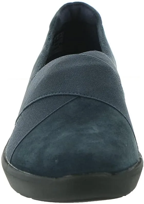 Clarks Women's Kayleigh Slip Loafer