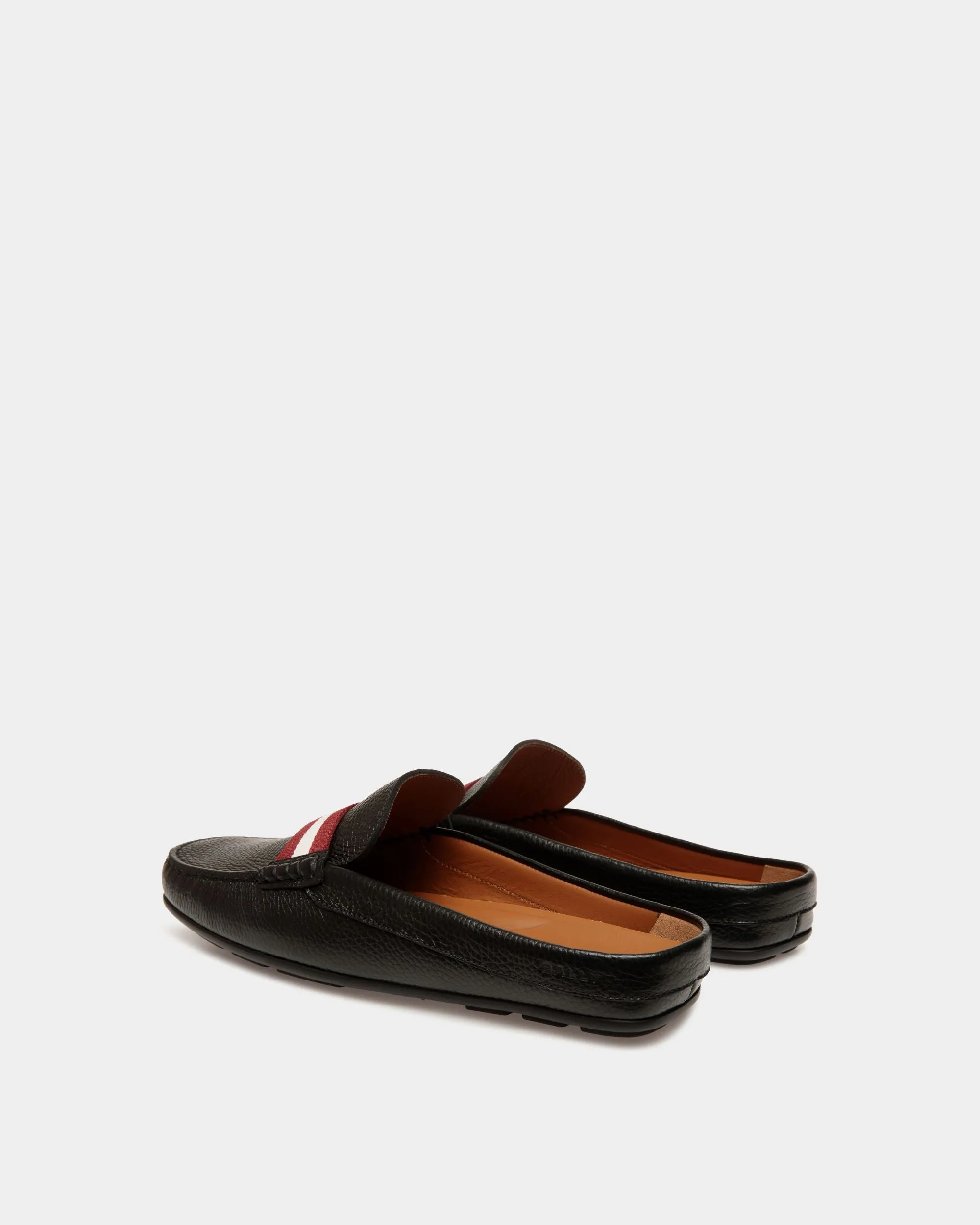 Clay Driver in Black Grained Leather