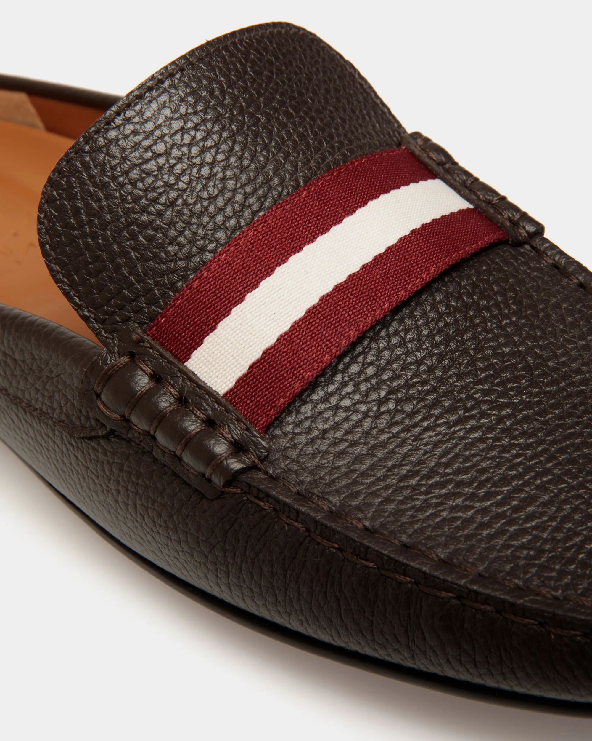 Clay Driver in Ebano Grained Leather