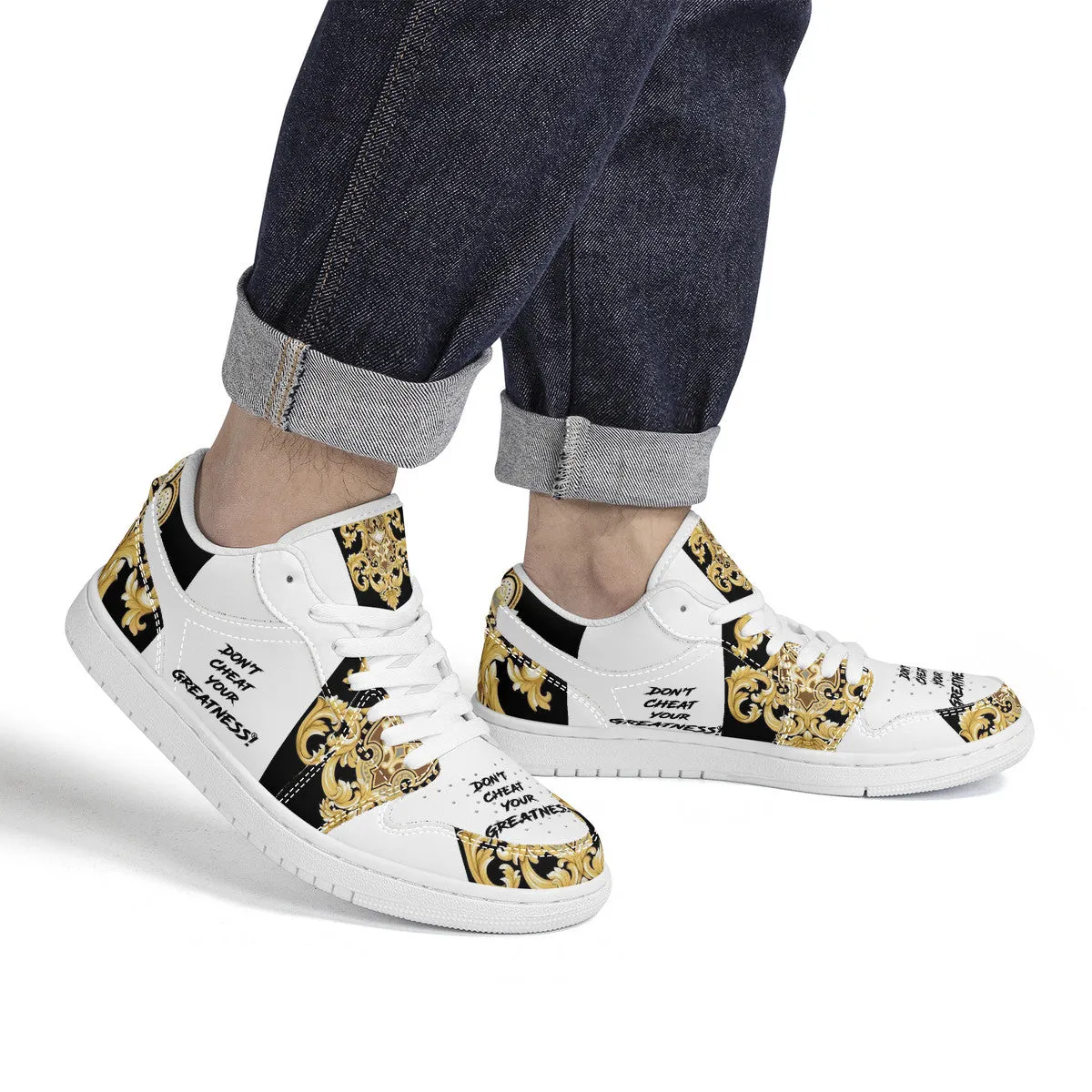DCYG Xclusive Unisex Low Top Skateboard Sneakers - White