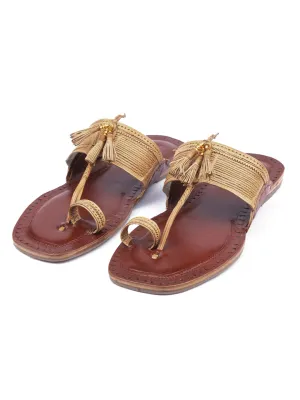 Desi Videshi - Men Kolhapuri Chappal