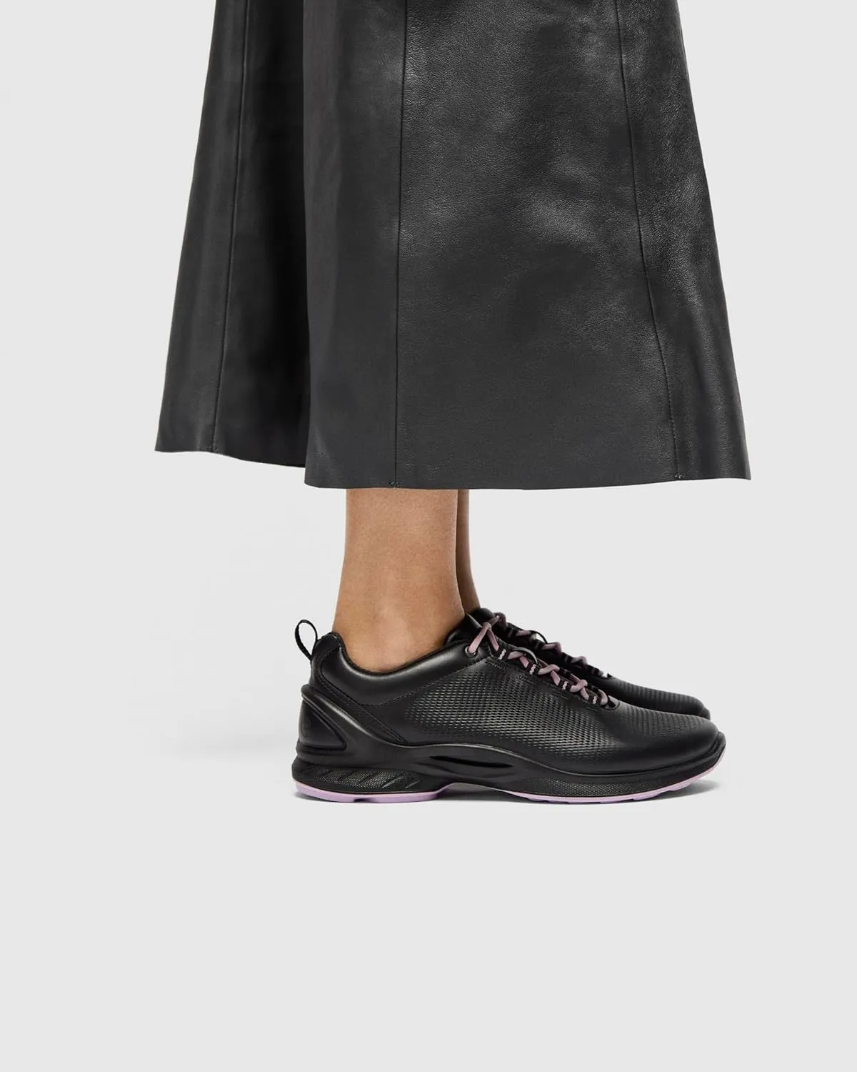 ECCO Women's Biom Fjuel Zephyr Cross Trainer Sneaker