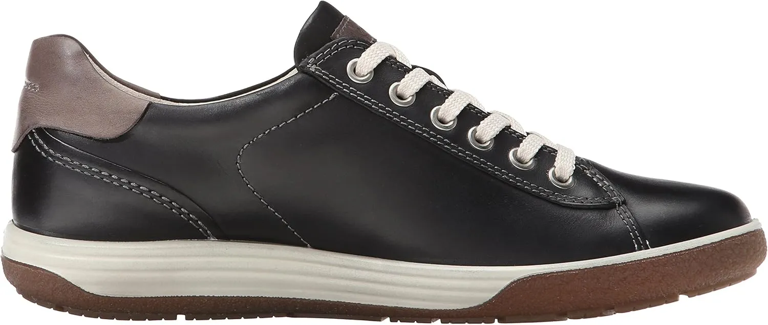 ECCO Women's Chase II Tie Sneaker