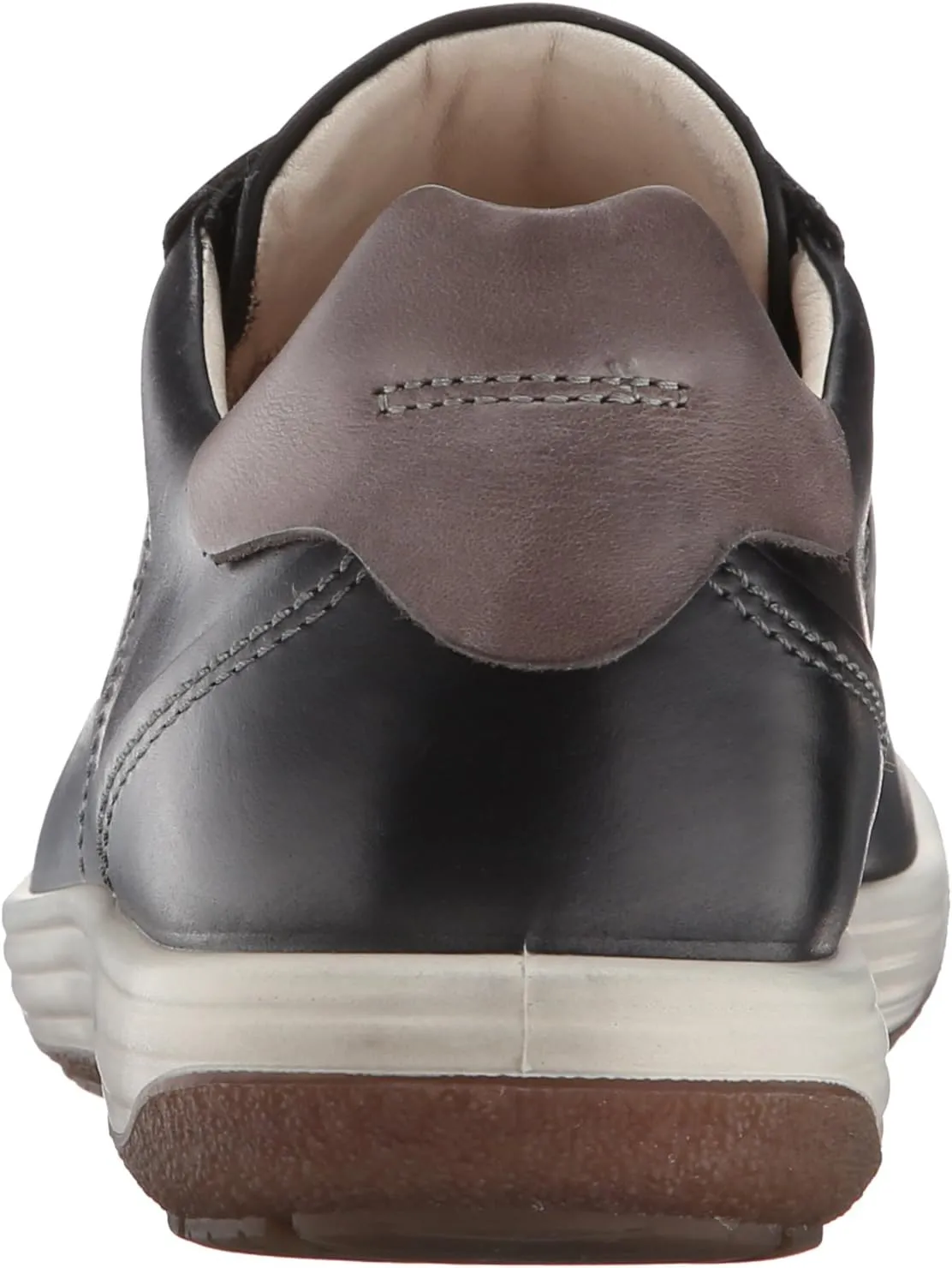 ECCO Women's Chase II Tie Sneaker