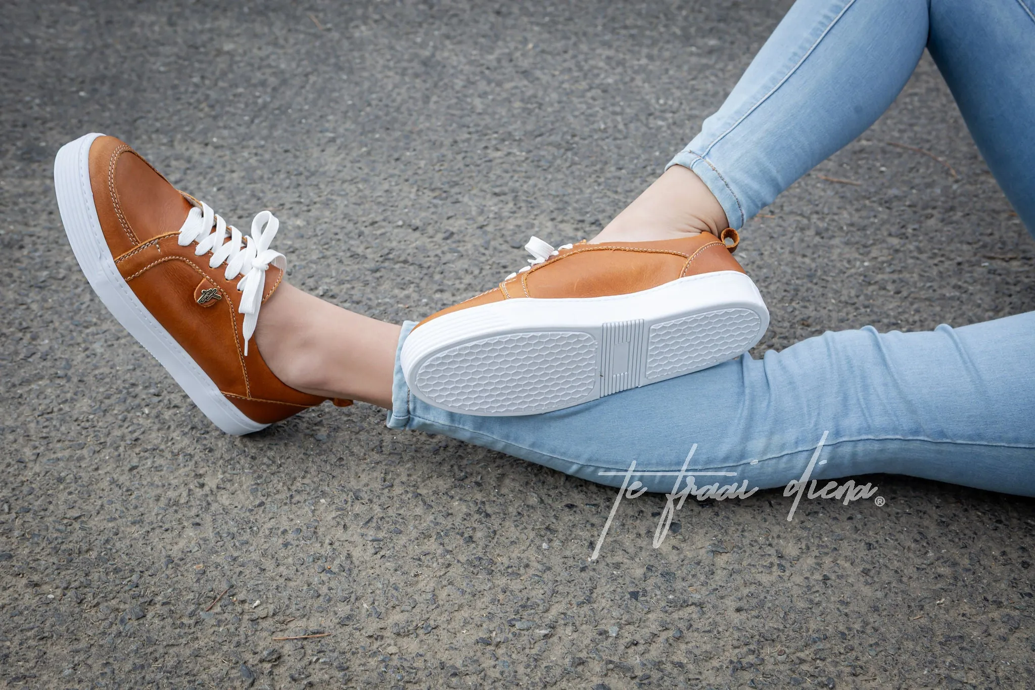 Fleur Sneaker - Toffee