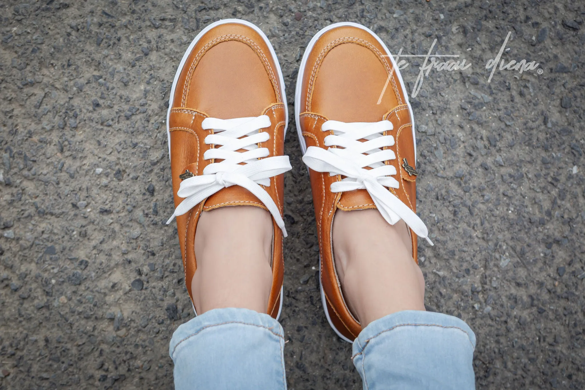 Fleur Sneaker - Toffee