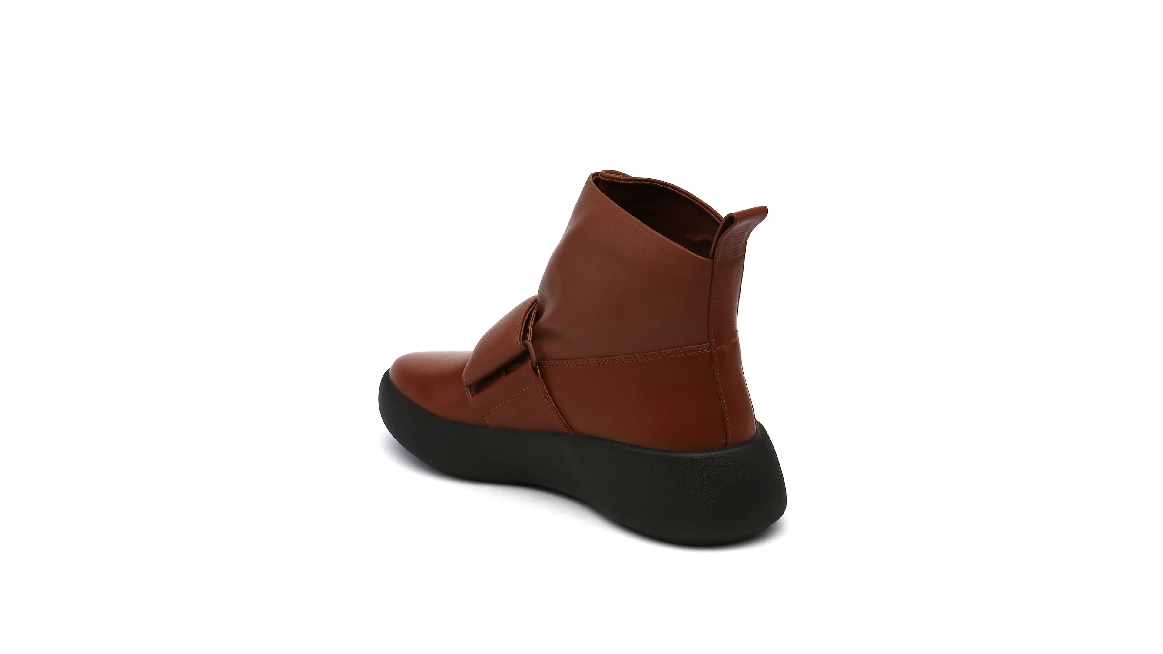 Flux Sneaker Brown