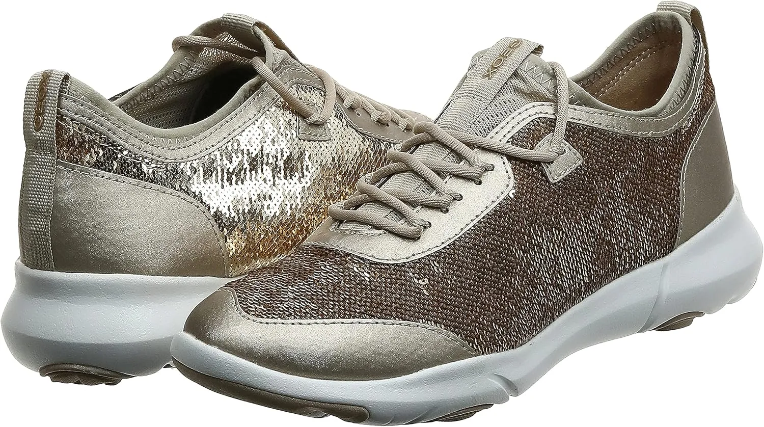 Geox Women's D Nebula X A Low Top Sneaker