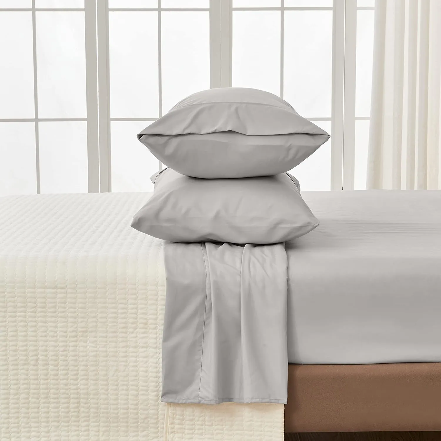 Great Bay Home 3-Piece Twin Gray Microfiber Sheet Set | Ultra-Soft, Brushed Bedding Sheets & Pillowcases - Wrinkle & Fade Resistant, All-Season Bed Sheets for Bed (Twin, Gray)