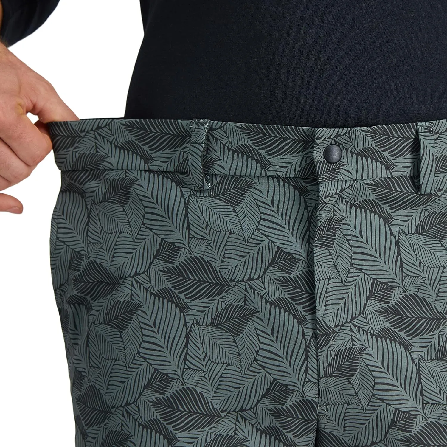 Haggar Men's The Active Series Hybrid Snap Closure Printed Short