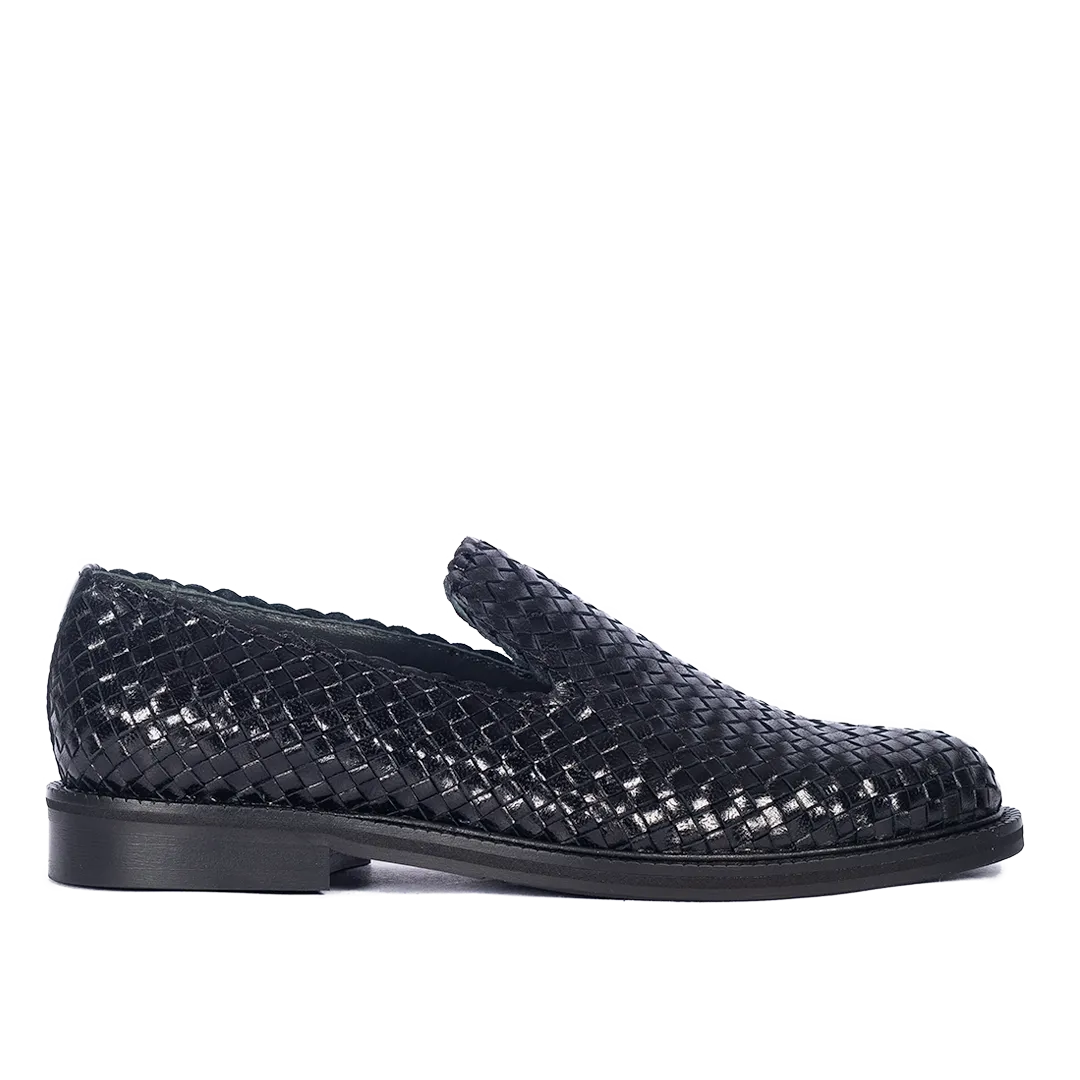 Hand-braided loafer with decorative trim