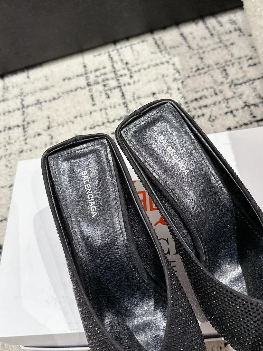 KNIFE 65MM HIGH MULE IN BLACK SUEDE ATTACHED FULL CRYSTALS
