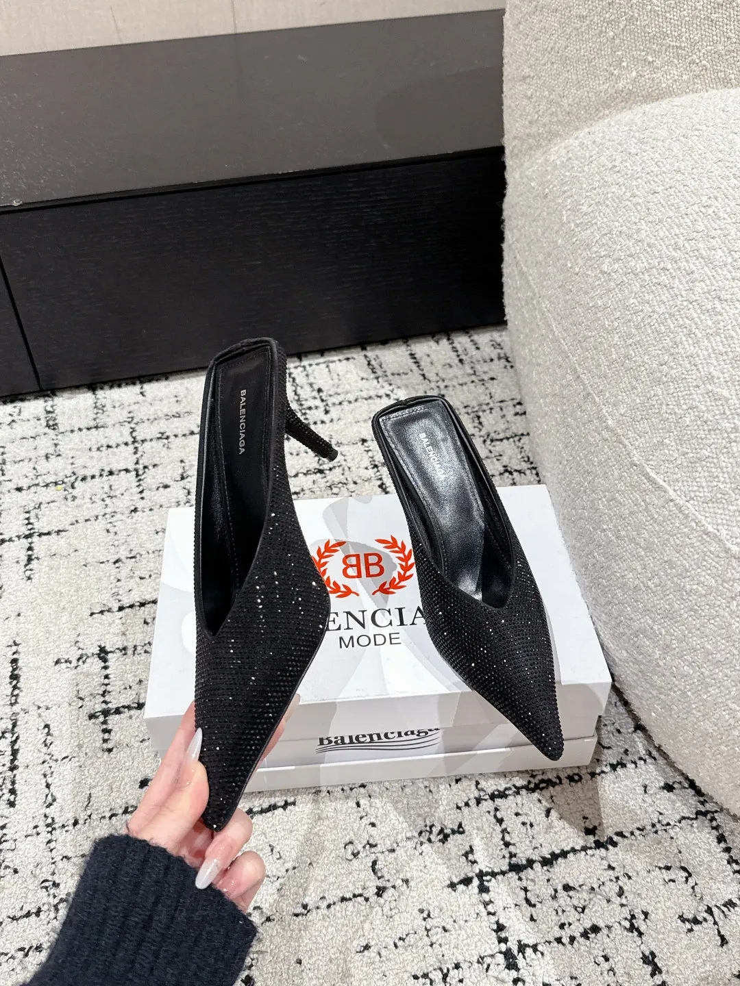 KNIFE 65MM HIGH MULE IN BLACK SUEDE ATTACHED FULL CRYSTALS