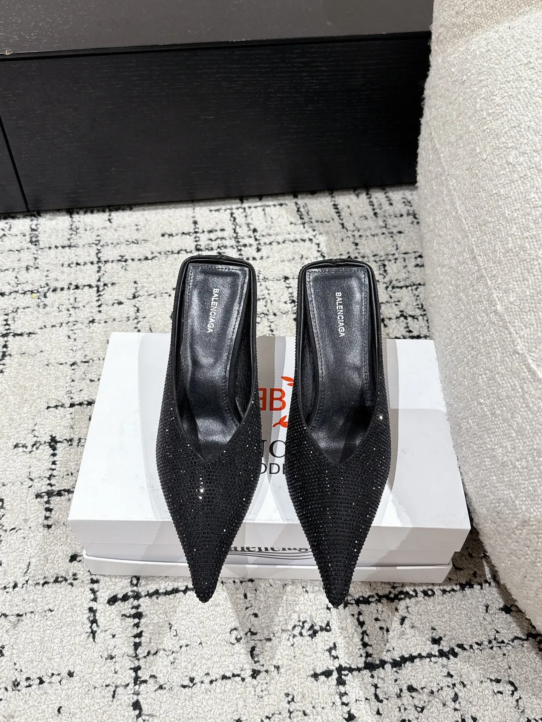 KNIFE 65MM HIGH MULE IN BLACK SUEDE ATTACHED FULL CRYSTALS