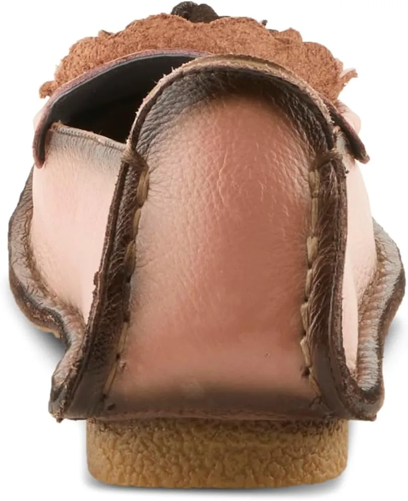 L’Artiste by Spring Step Women's Dezi Flat
