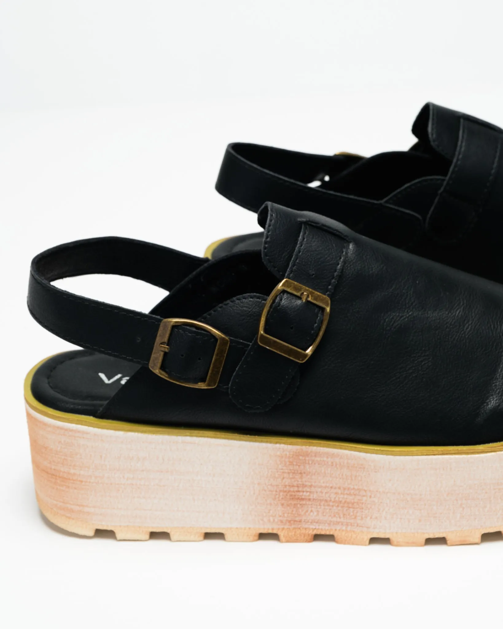 Mayra Flatform