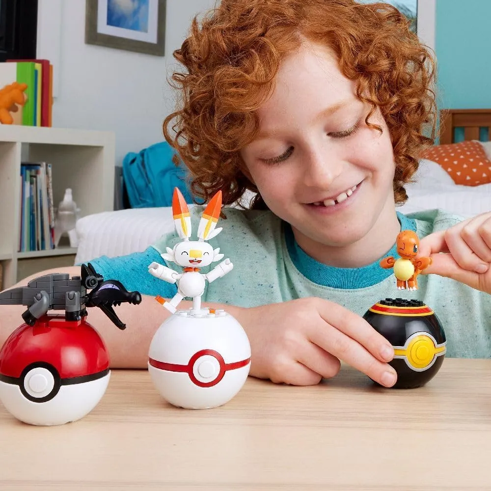 MEGA Pokémon Building Toys Set Fire-Type Trainer Team with 105 Pieces, 4 Poseable Character, 2 Inches Tall, for Kids