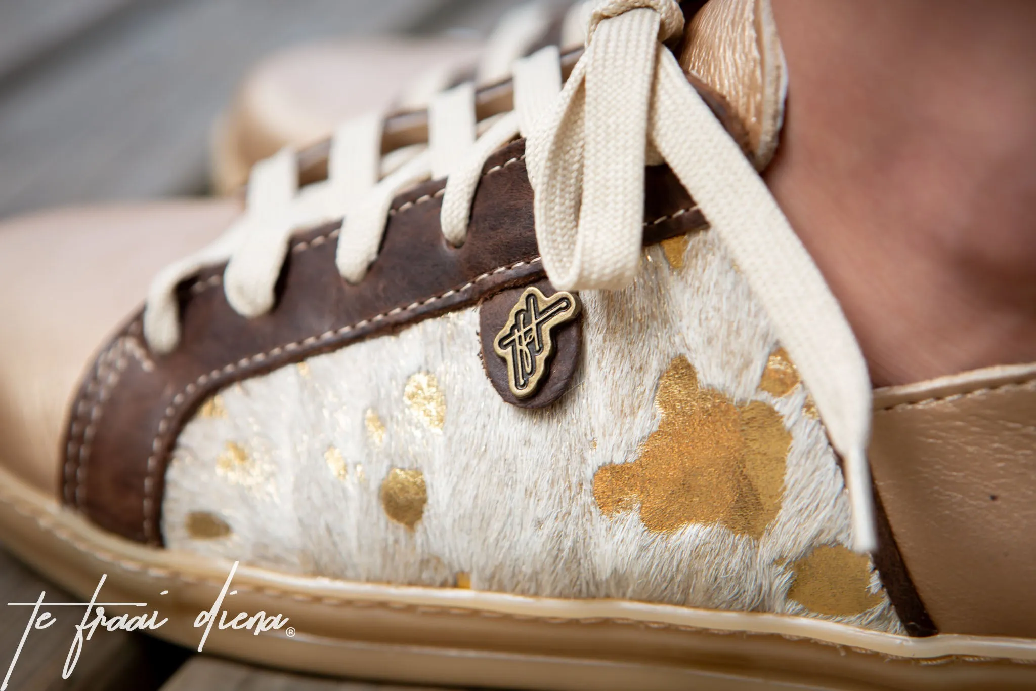 Nienke Sneaker - Gold Digger