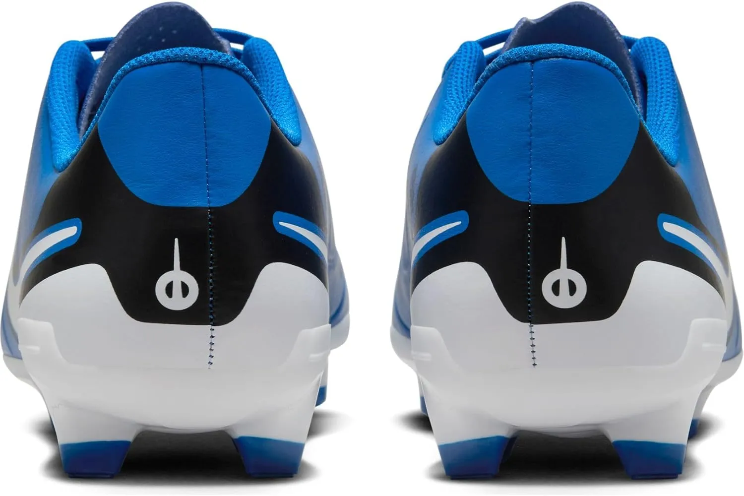 NIKE Men's Sneaker