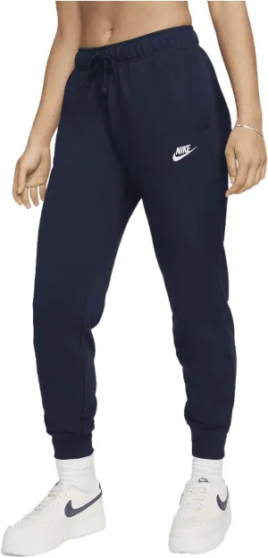 Nike Women's Sporty