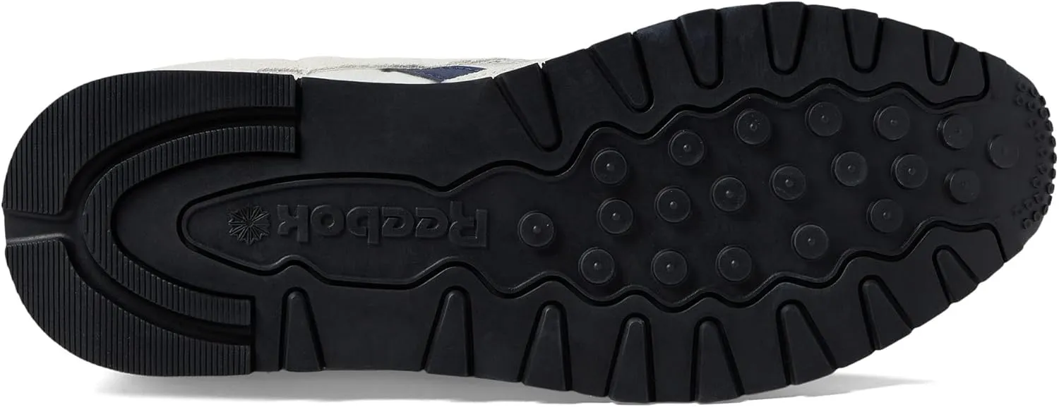 Reebok Unisex-Adult Classic Leather V1 Sneaker