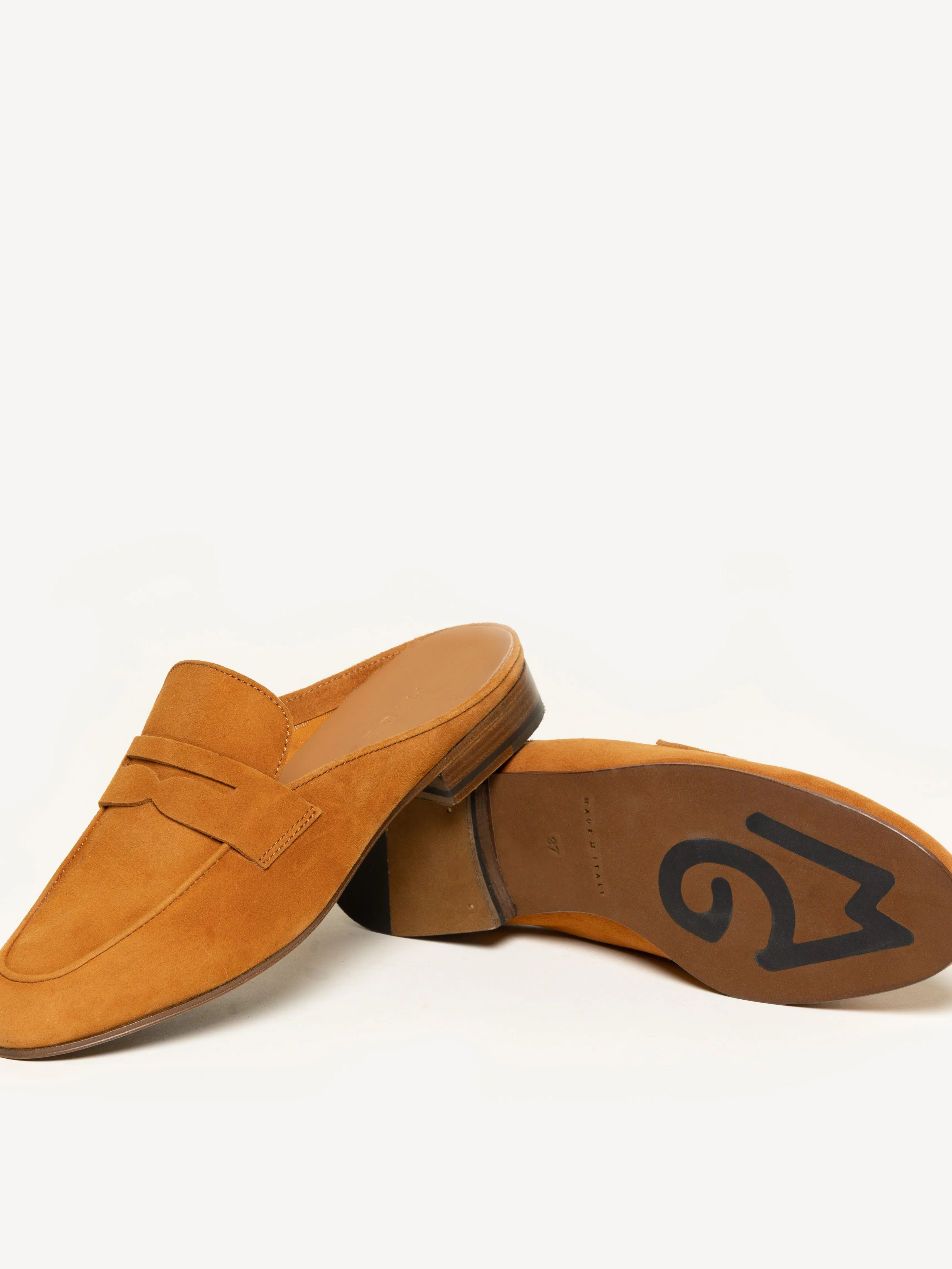 The Sacca Donna Mule (Sample Sale)