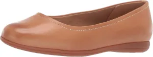 Trotters Women's Darcey Ballet Flat