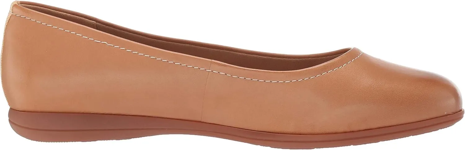 Trotters Women's Darcey Ballet Flat