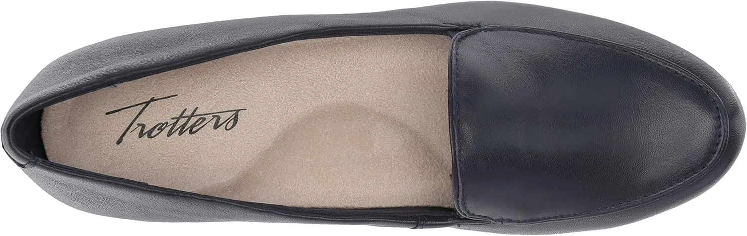 Trotters Women's Monarch Slip-On Loafer