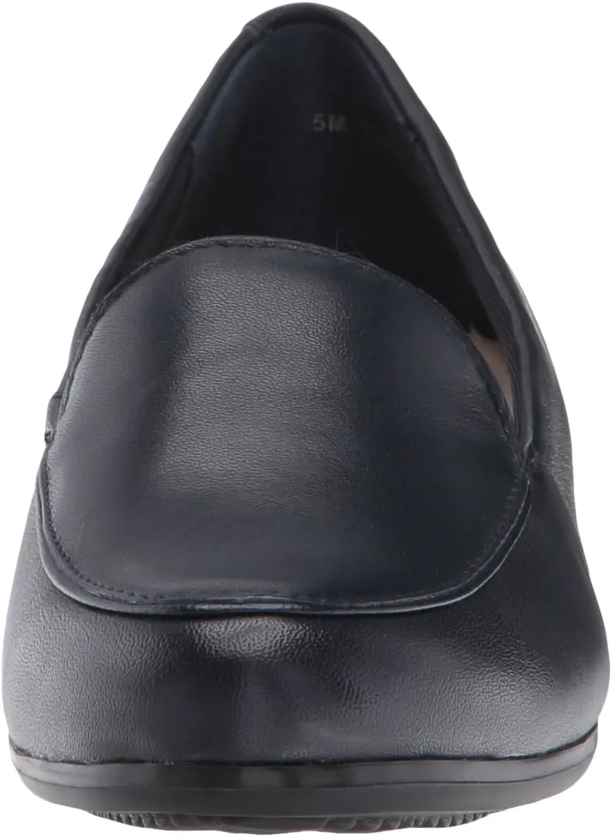 Trotters Women's Monarch Slip-On Loafer