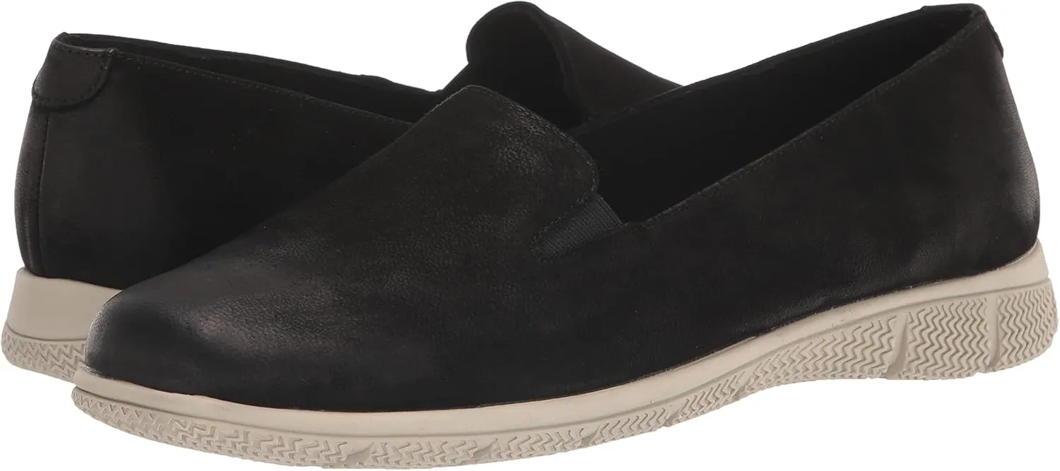 Trotters Women's Universal Loafer