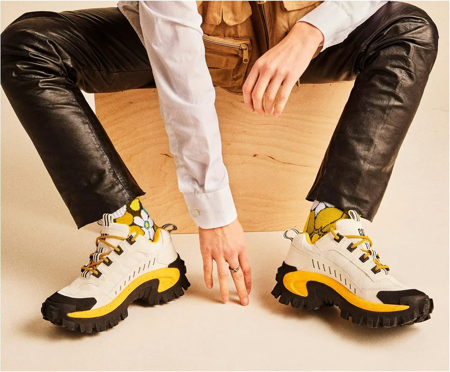 Unisex Caterpillar, Intruder Trainer