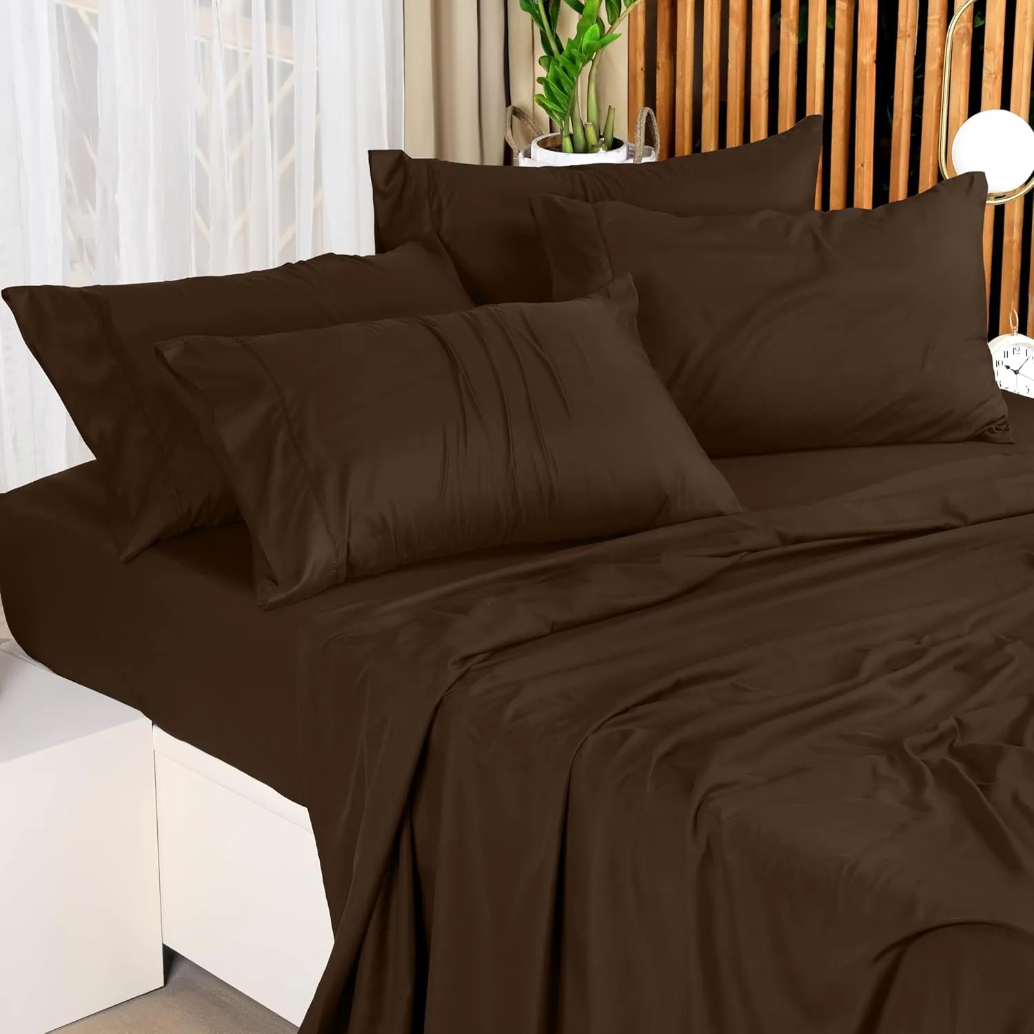 Utopia Bedding Queen Sheet Set – 4 Piece Bed Sheets for Queen Size Bed, Soft and Breathable Microfiber, Includes 1 Fitted Sheet, 1 Flat Sheet and 2 Pillowcases (Brown)