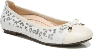 Vionic Women's Minna Flat