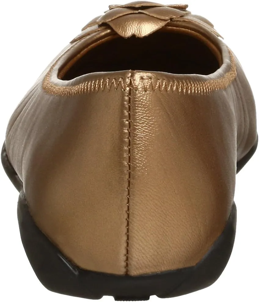 Walking Cradles Women's Trina Flat w/Flower