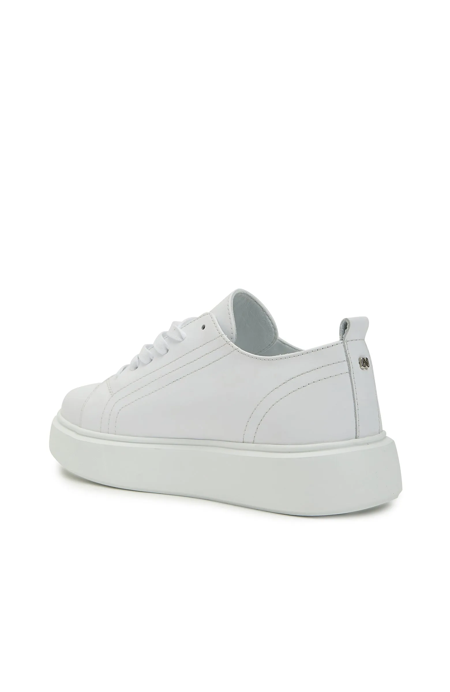 WOMEN'S SNEAKER