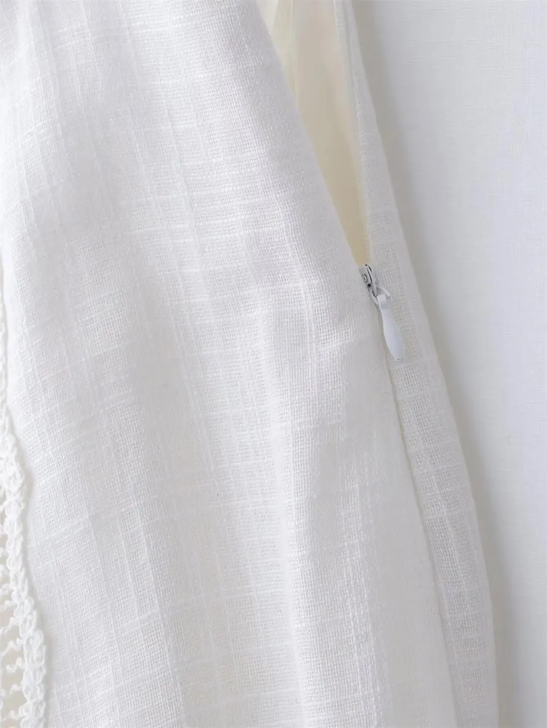 Womens White Hollow Out Skirt Lace Insert and Lace Trim Hem Elastic Waist Casual Skirts