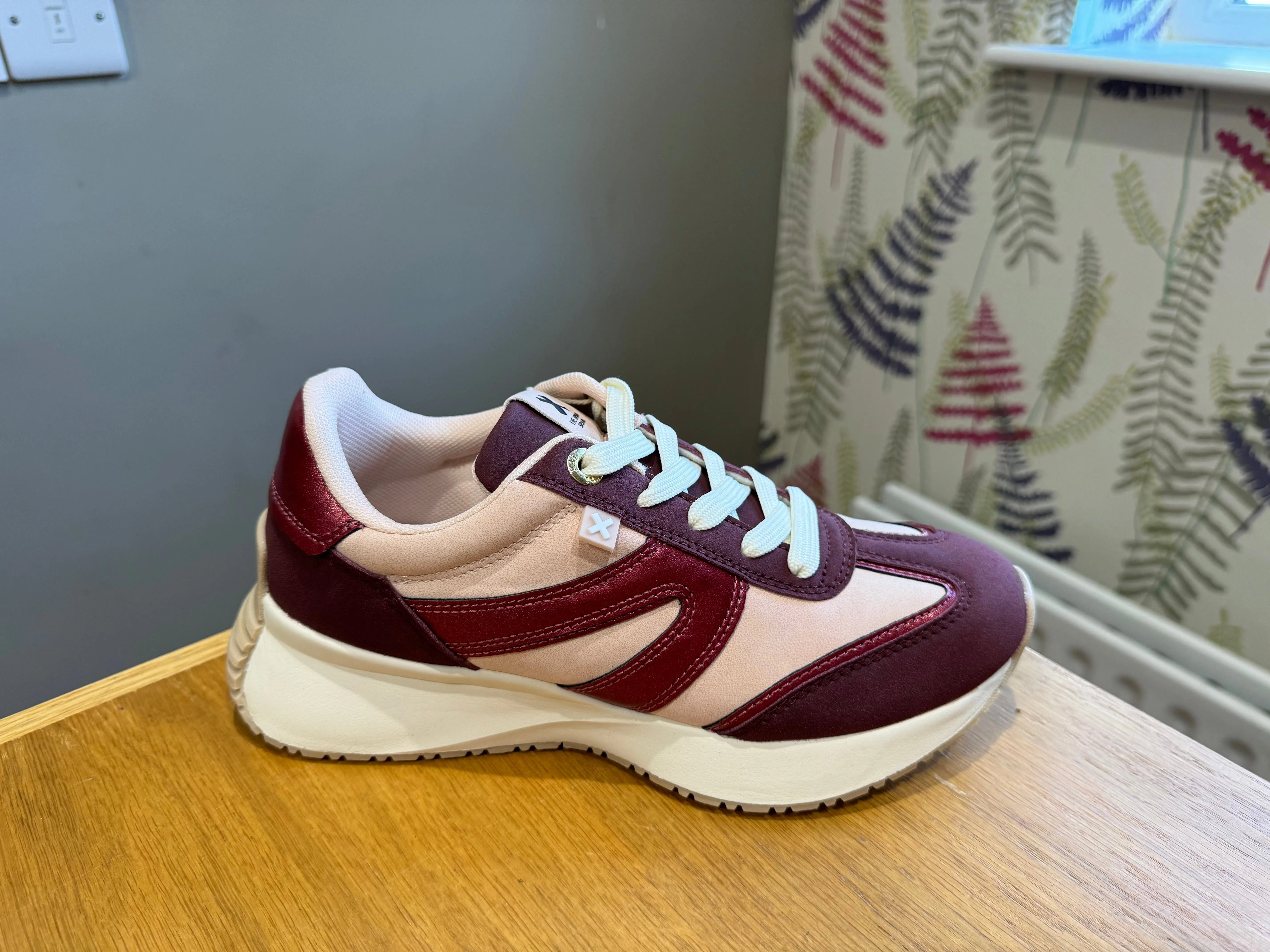 XTI Burgundy/Nude Trainer