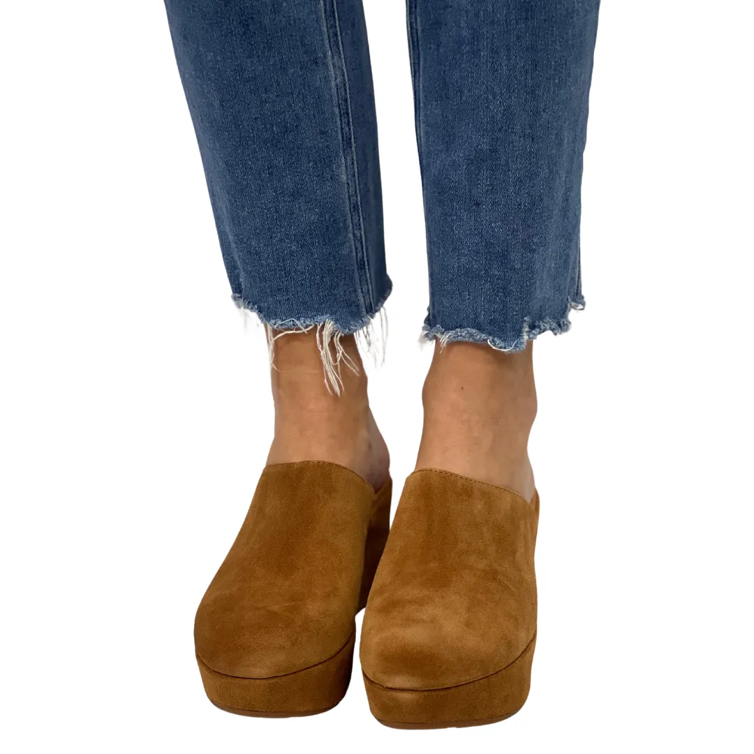 YOMA in Brown Suede