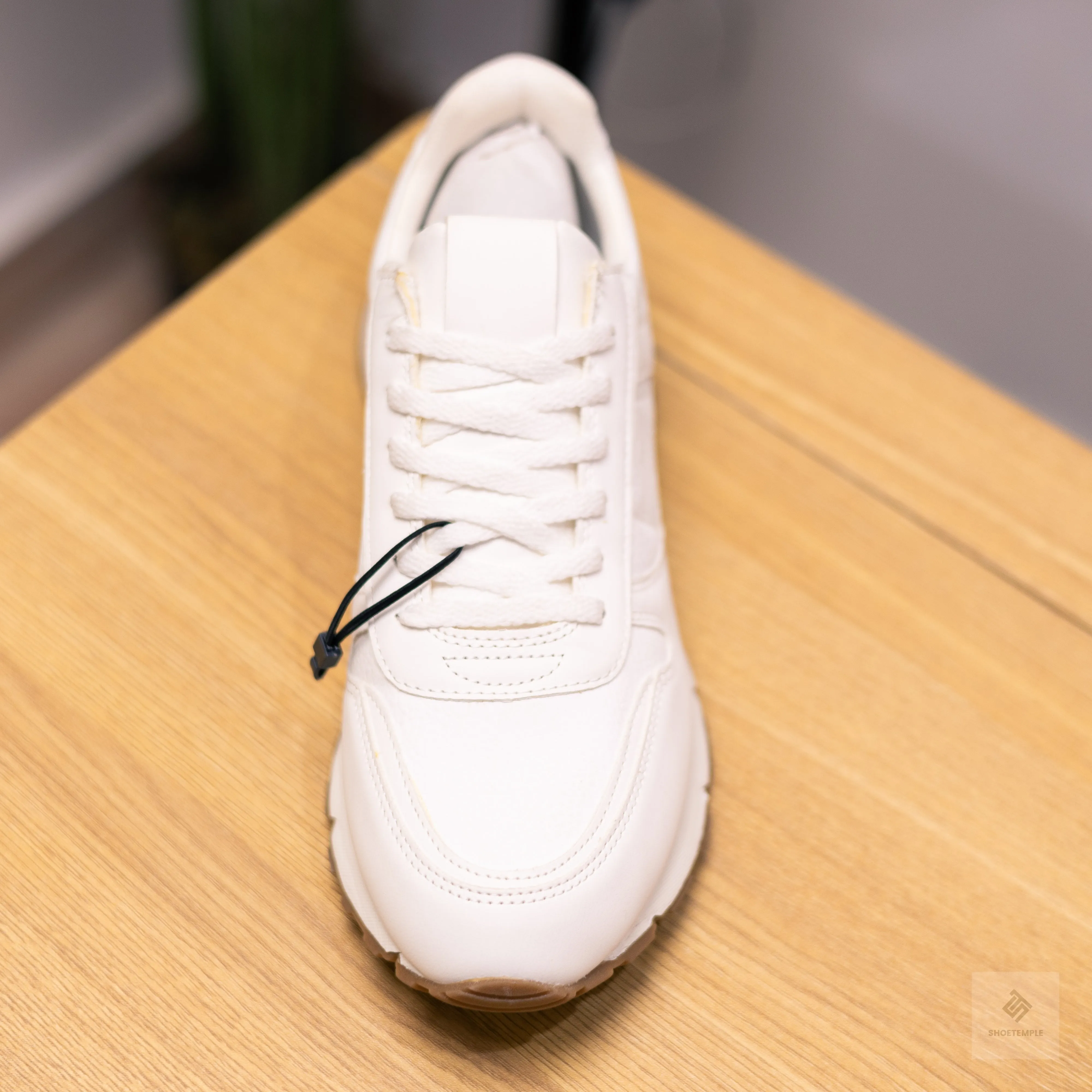 Zara Leather Sneaker